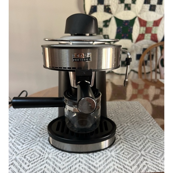 Bella Pro Series Espresso Maker - Picture 1 of 7